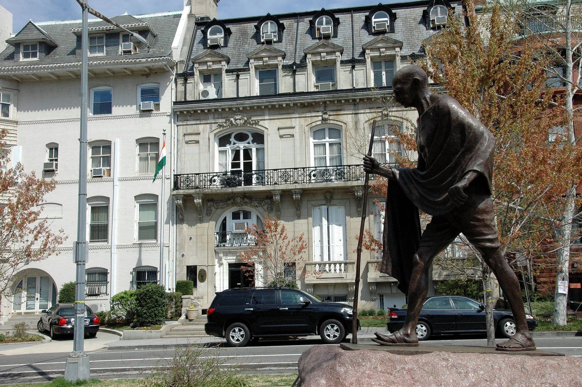 "Scam Calls Targeting Indians in USA: Embassy Issues Urgent Warning"