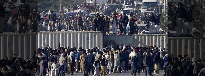 Violent Protests Re-emerge in Islamabad Over Imran Khan’s Detention