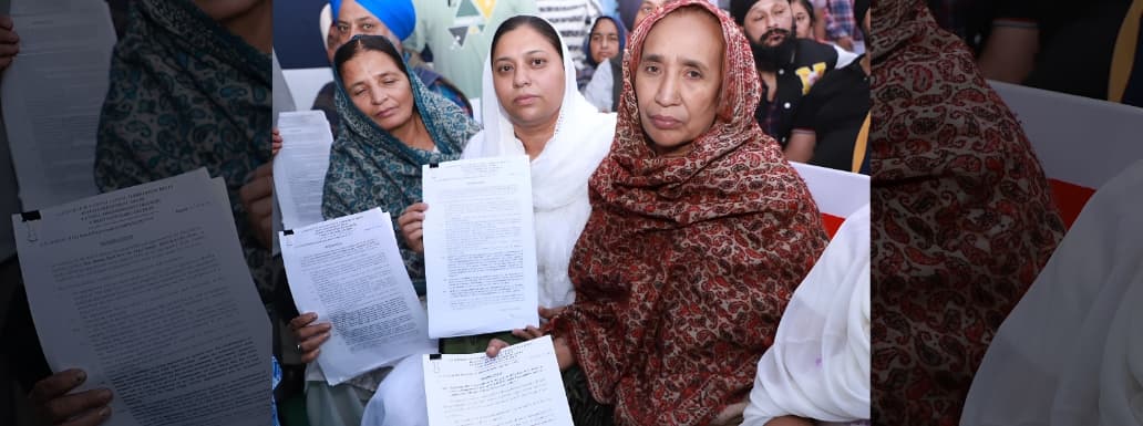 Delhi LG Acknowledges 1984 Riot Survivors, Delivers Jobs, Promises Fast Approvals