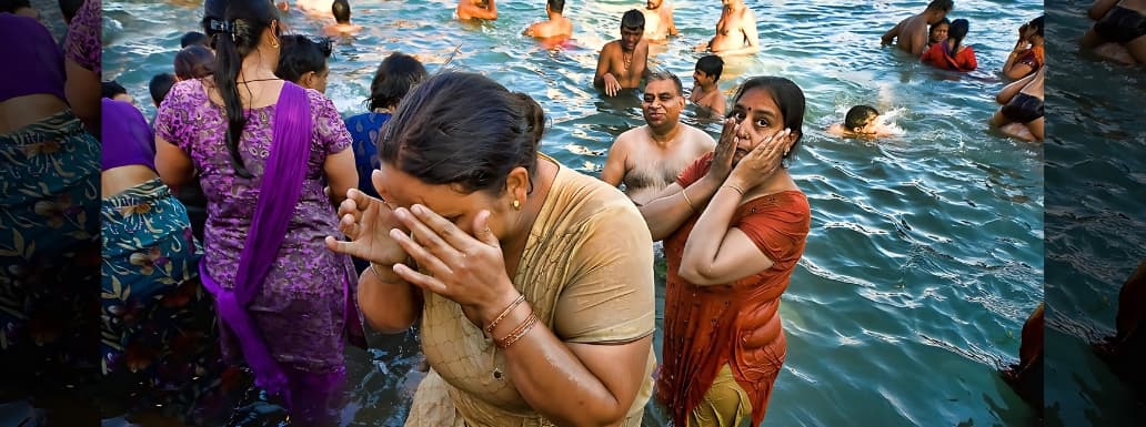 Photos of Bathing Women in Mahakumbh Available on Telegram and other Social Media Channels; Creates Uproar