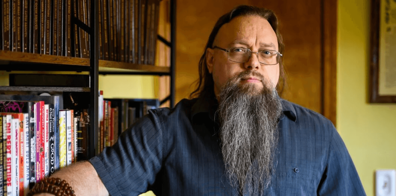 Reddit Becomes a Lifeline for Federal Workers Scared of Losing Their Jobs